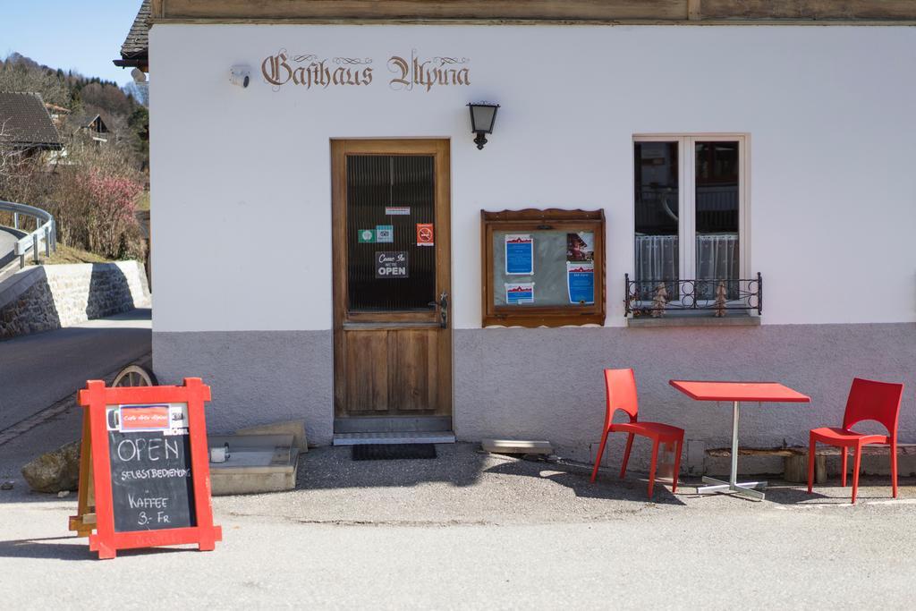 Gaestehaus Alpina In Fanas Екстериор снимка
