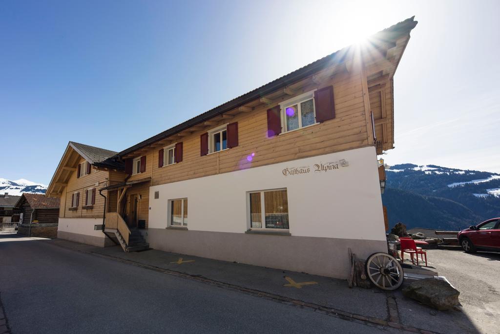 Gaestehaus Alpina In Fanas Екстериор снимка