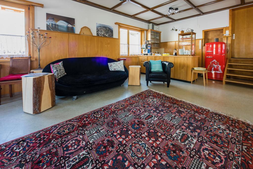 Gaestehaus Alpina In Fanas Екстериор снимка